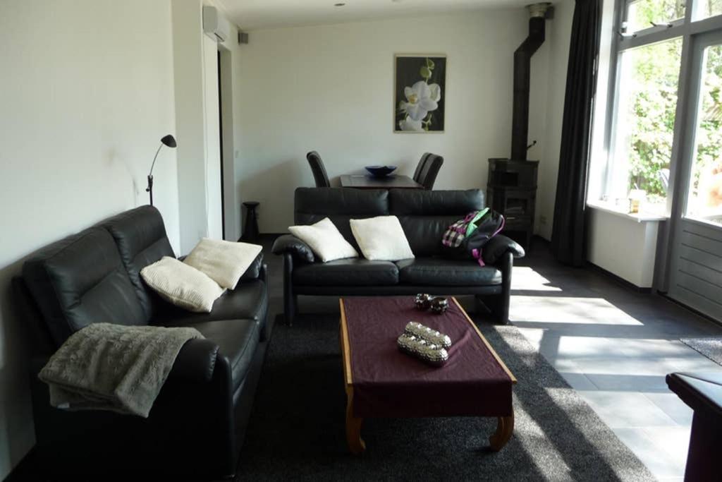 Luxe Recreatiebungalow เซลเฮม ภายนอก รูปภาพ